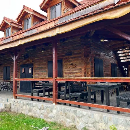 Satul Traditional Cabană