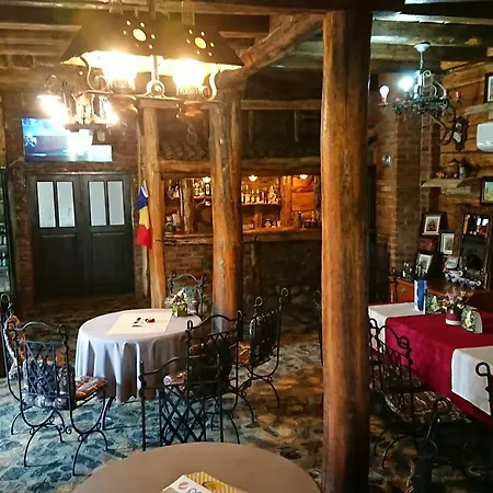 Satul Traditional Lodge
